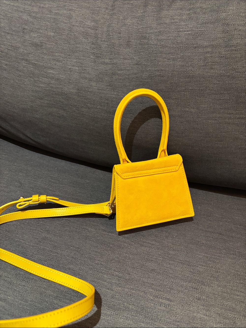 Jacquemus Bright Yellow Le Chiquito Mini Top-Handle Bag - Picture 3 of 3